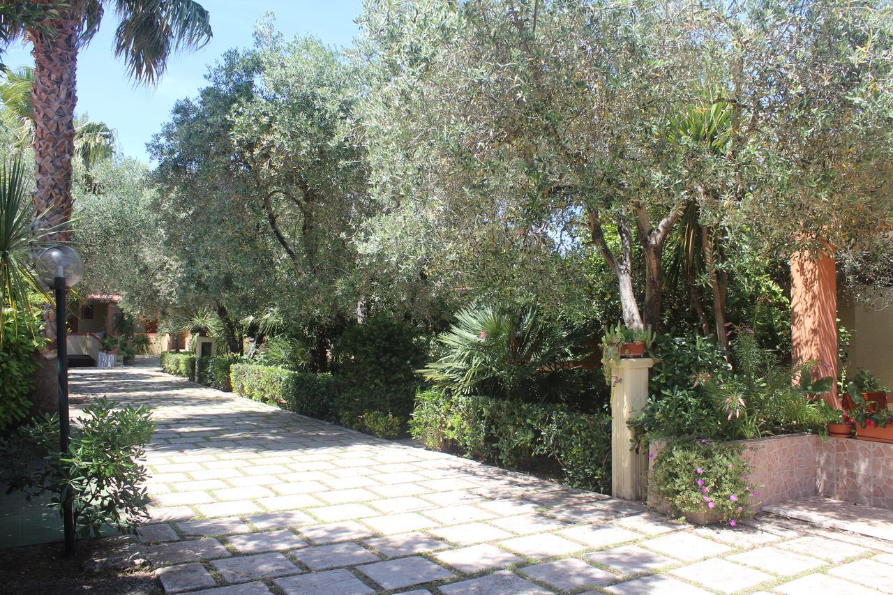 Residence Giardino Vieste Buitenkant foto