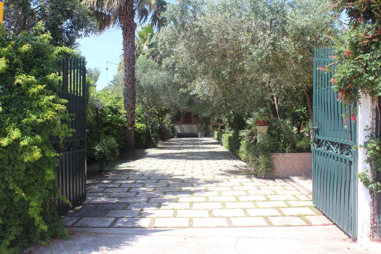 Residence Giardino Vieste Buitenkant foto